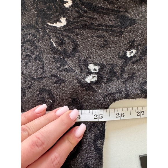 Cakeworthy x Disney Haunted Mansion Cardigan Gray Spooky Eyes Knit Sweater Sz L - Picture 6 of 9